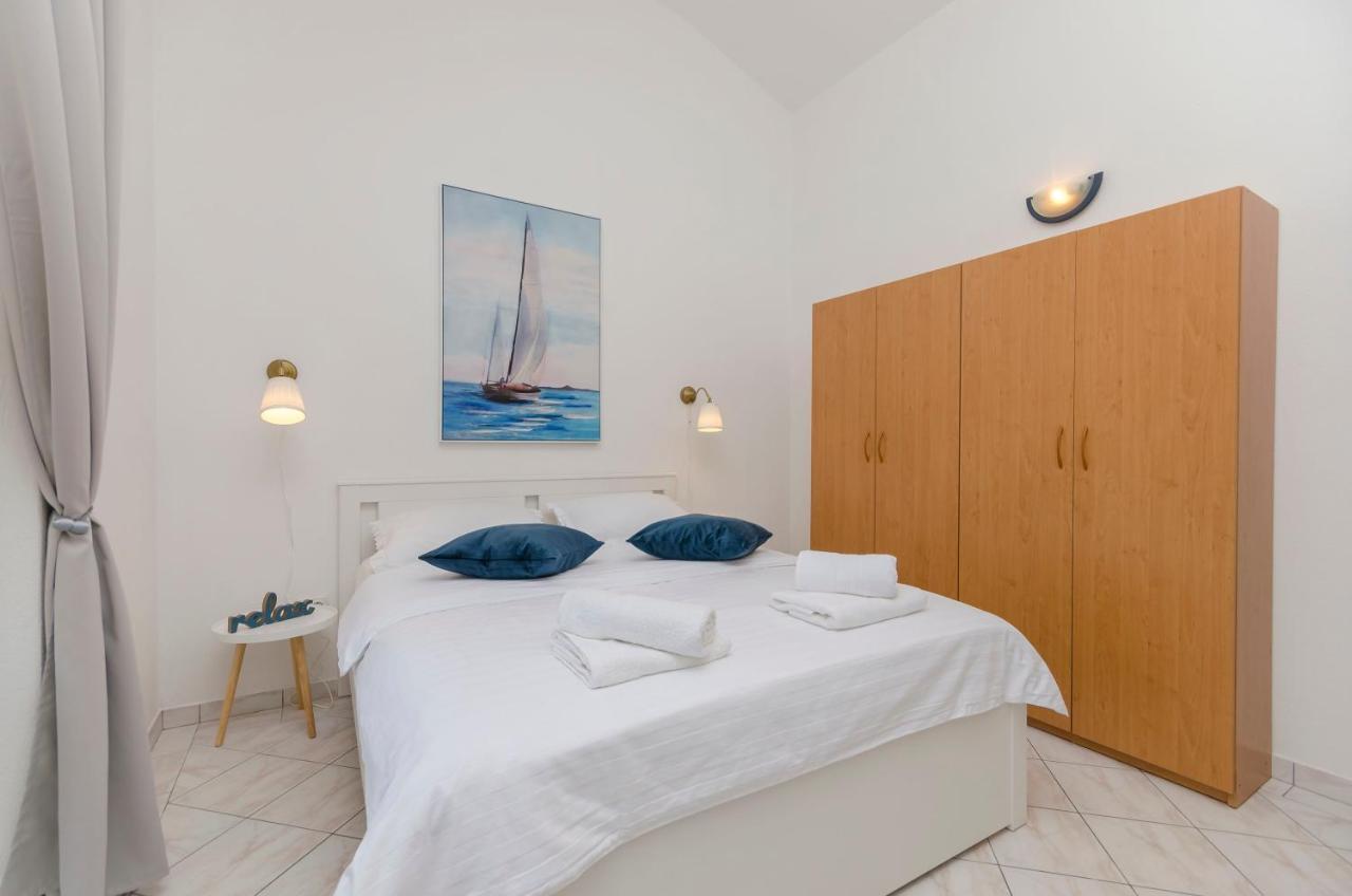 Apartments Anton โวดีเซ ภายนอก รูปภาพ