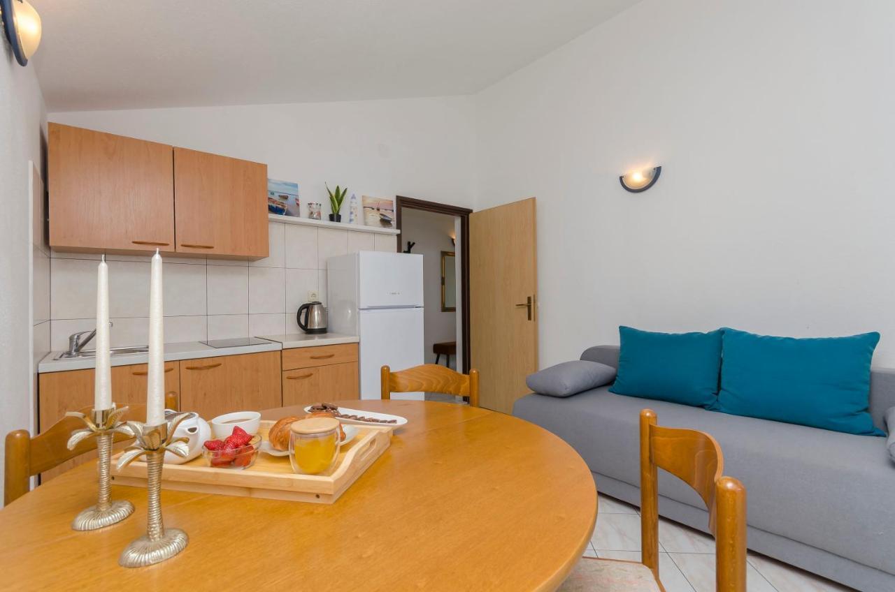 Apartments Anton โวดีเซ ภายนอก รูปภาพ