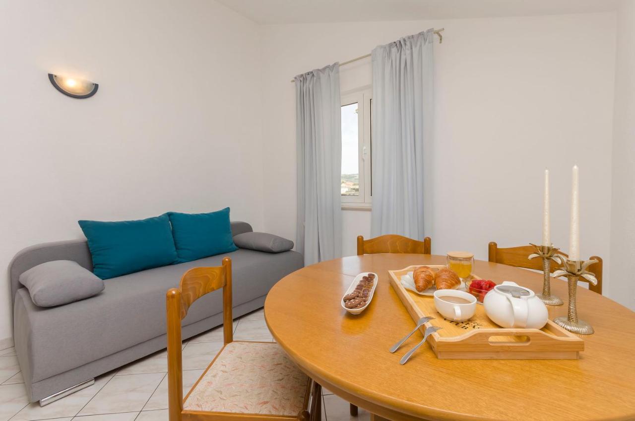 Apartments Anton โวดีเซ ภายนอก รูปภาพ