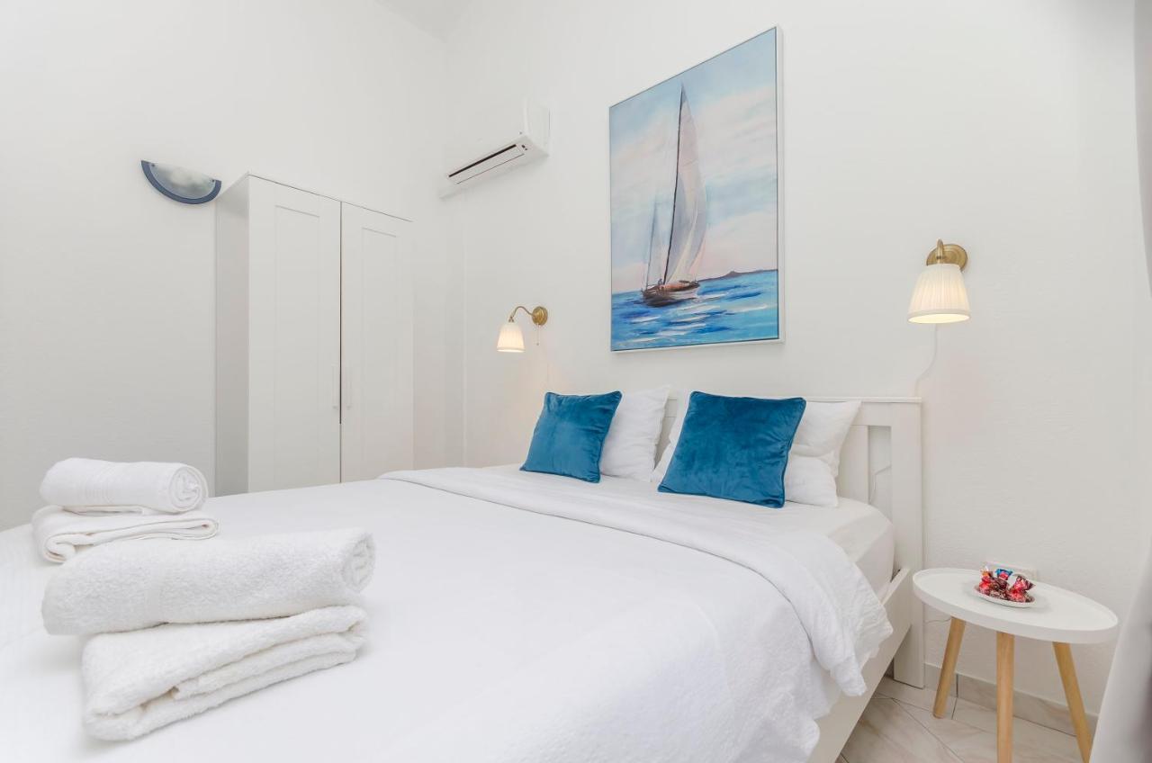 Apartments Anton โวดีเซ ภายนอก รูปภาพ
